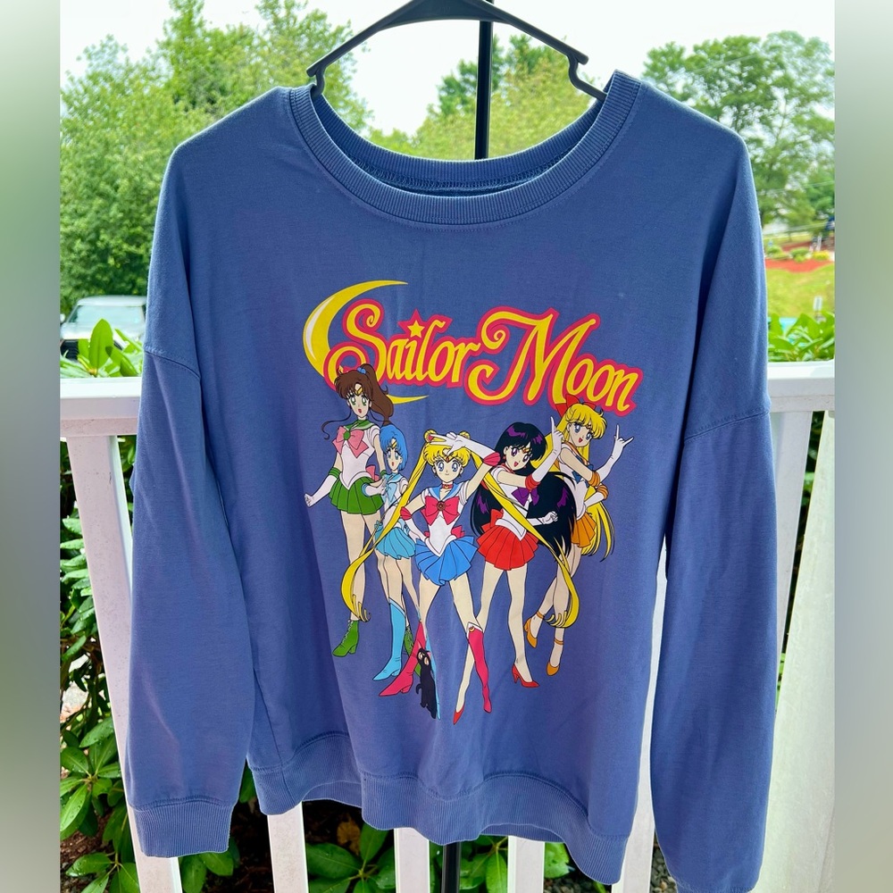 Sailor Moon Graphic Tee